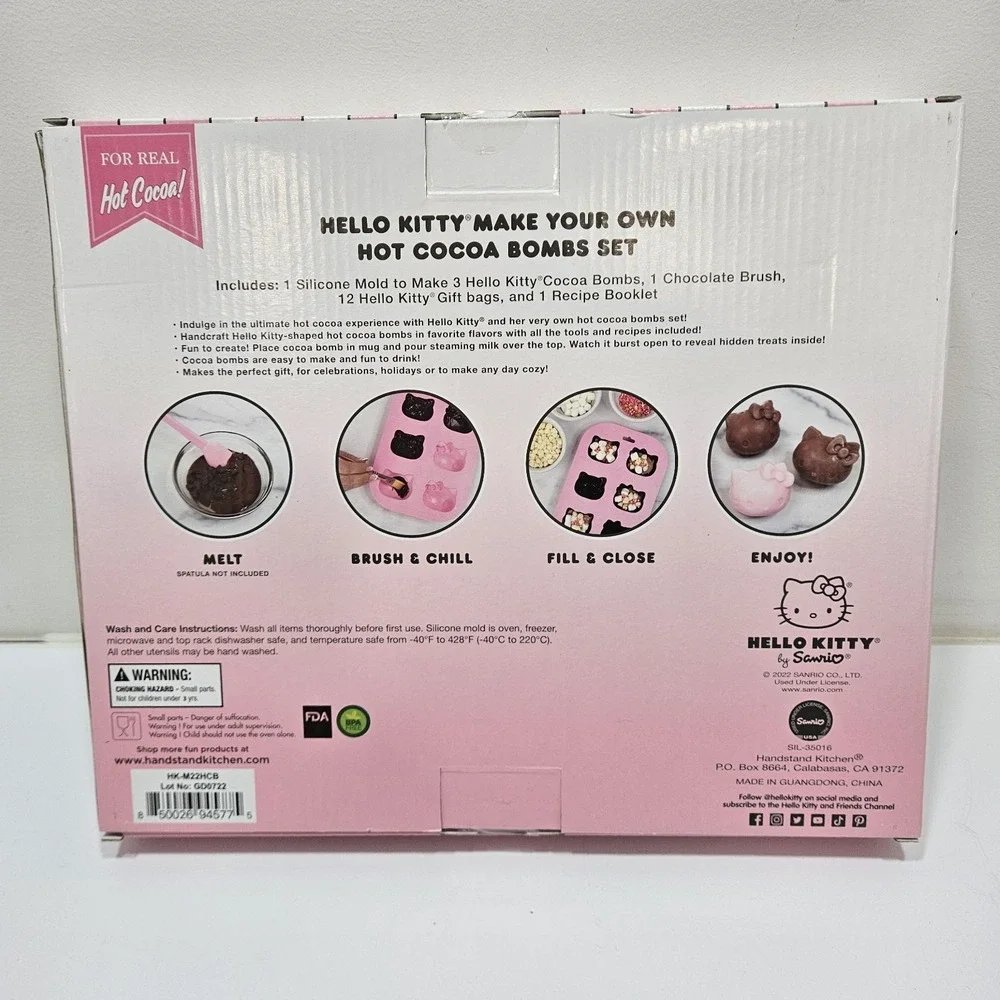 Hello Kitty Hot Cocoa Bombs Set 15 Pc. Silicone Mold, Brush, Gift Bags & Book